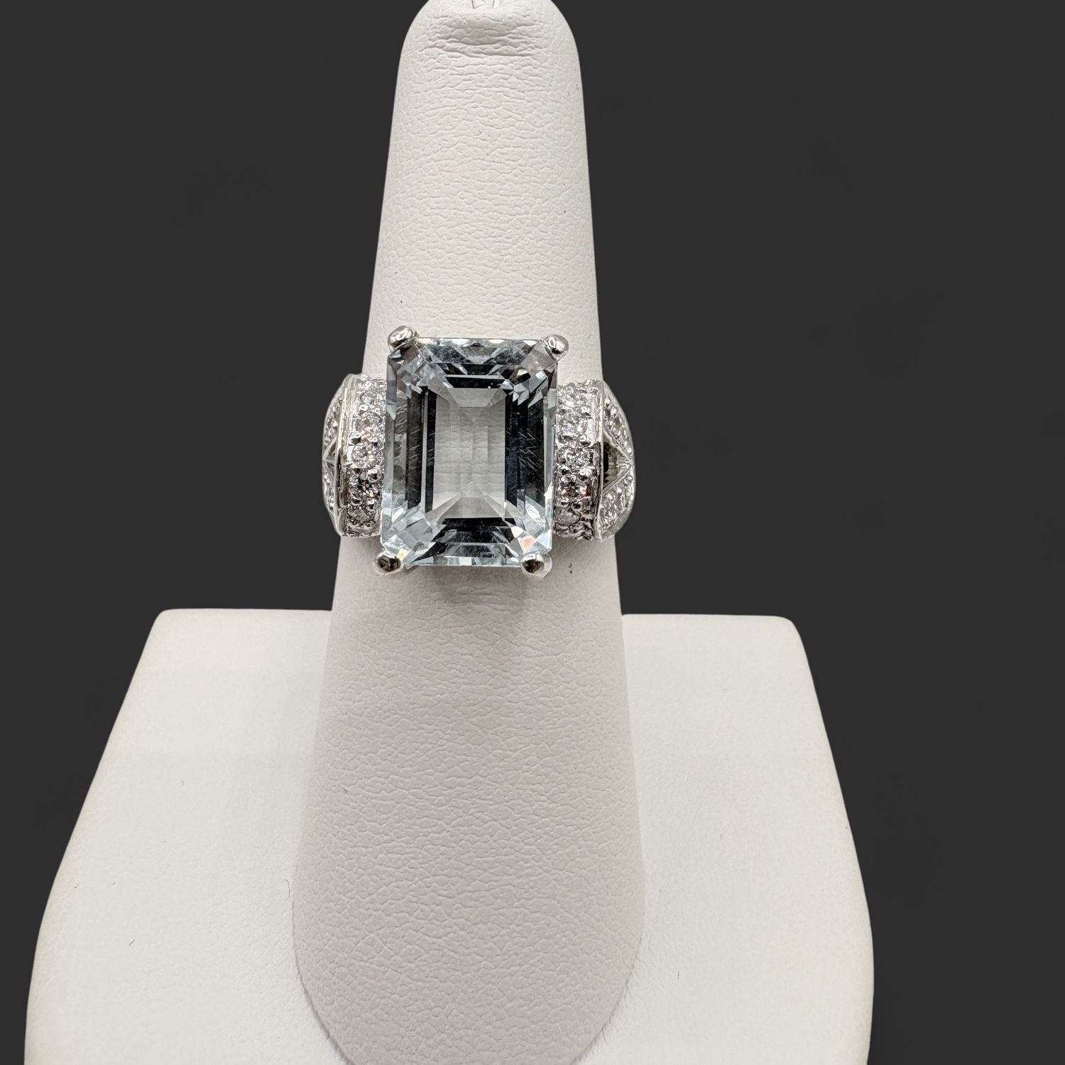 STERLING BLUE TOPAZ &amp; CZ RING SIZE 7