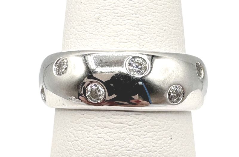 STERLING BAND RING WITH CZ INLAY SIZE 7