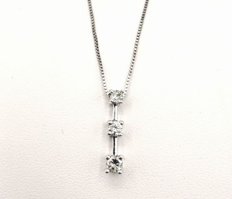 14K PAST, PRESENT, &amp; FUTURE DIAMOND PENDANT IN WHITE GOLD WITH CHAIN 20"