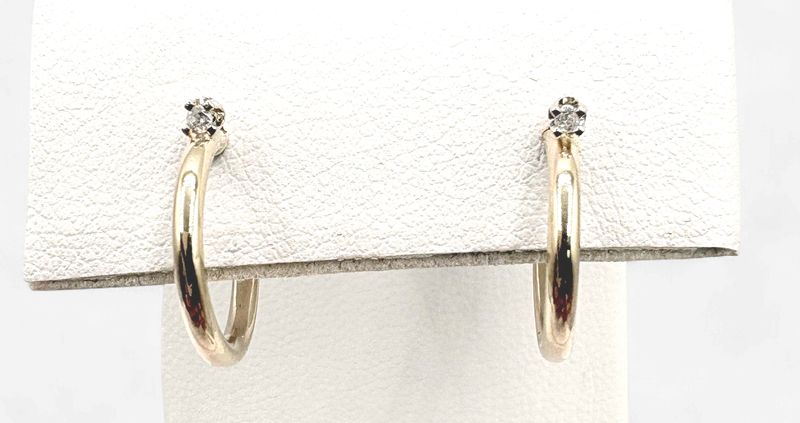 14K YELLOW GOLD POST HOOP EARRINGS WITH DIAMOND ACCENT