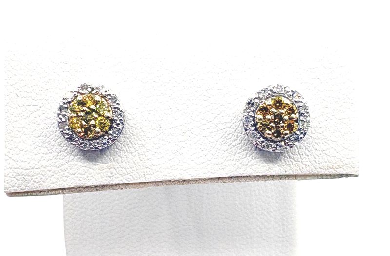 10K WHITE &amp; YELLOW MOISSANITE EARRING IN WHITE GOLD