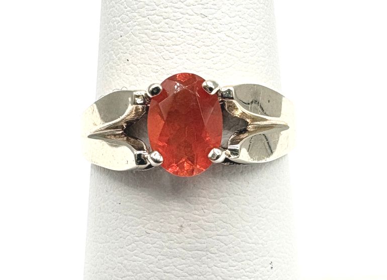 10K MEXICAN FIRE OPAL RING IN YELLOW GOLD SIZE 5.75