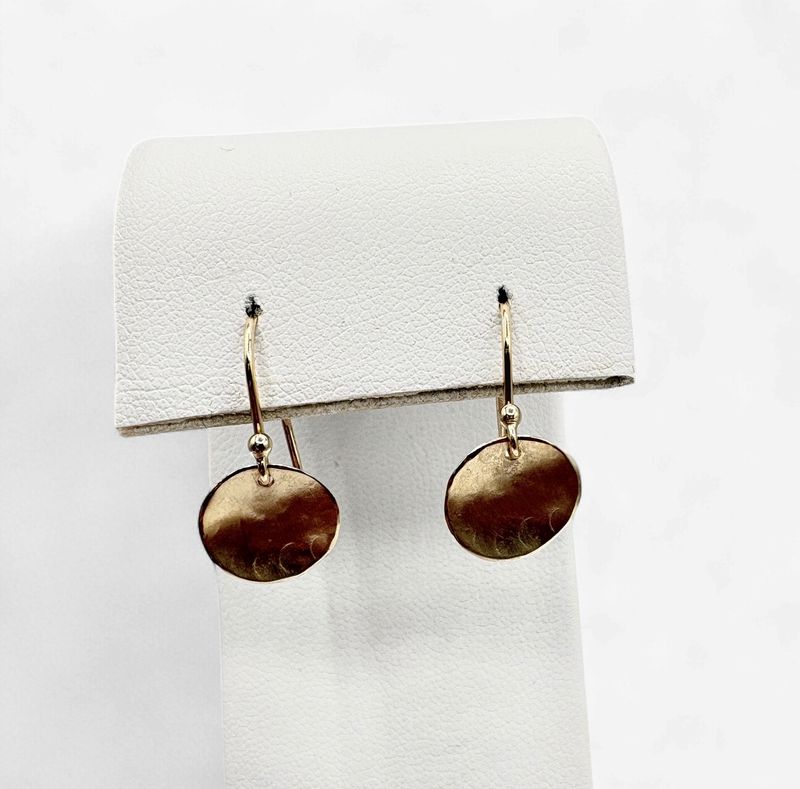 14K HAMMERED YELLOW GOLD DANGLE EARRING