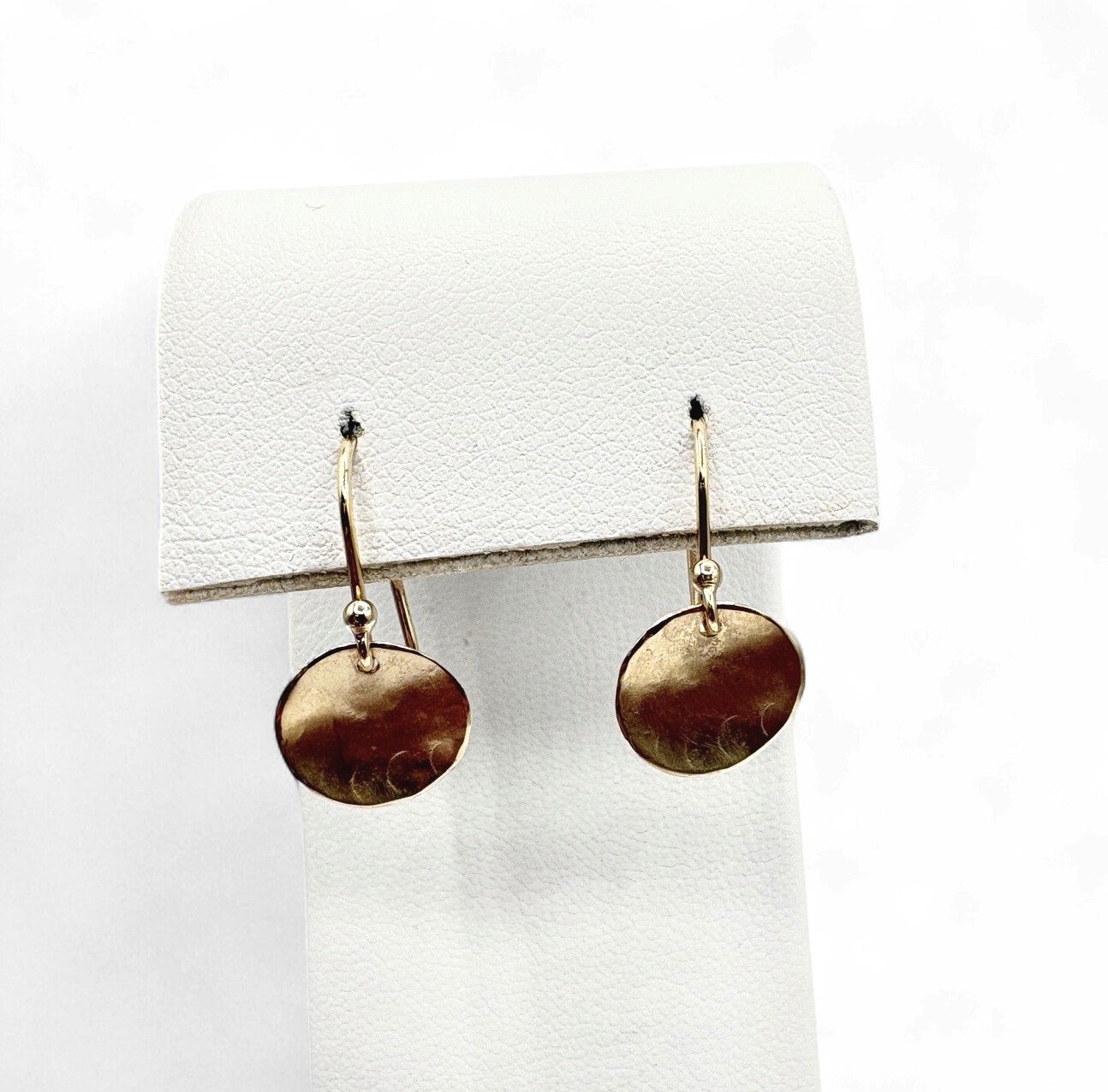 14K HAMMERED YELLOW GOLD DANGLE EARRING