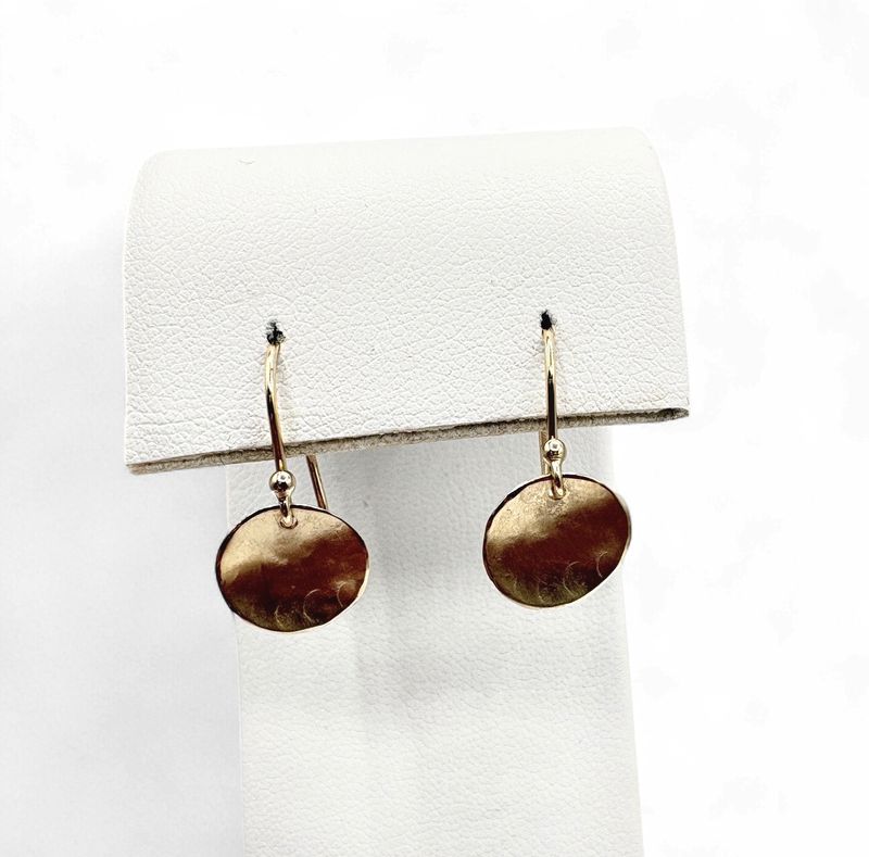14K HAMMERED YELLOW GOLD DANGLE EARRING