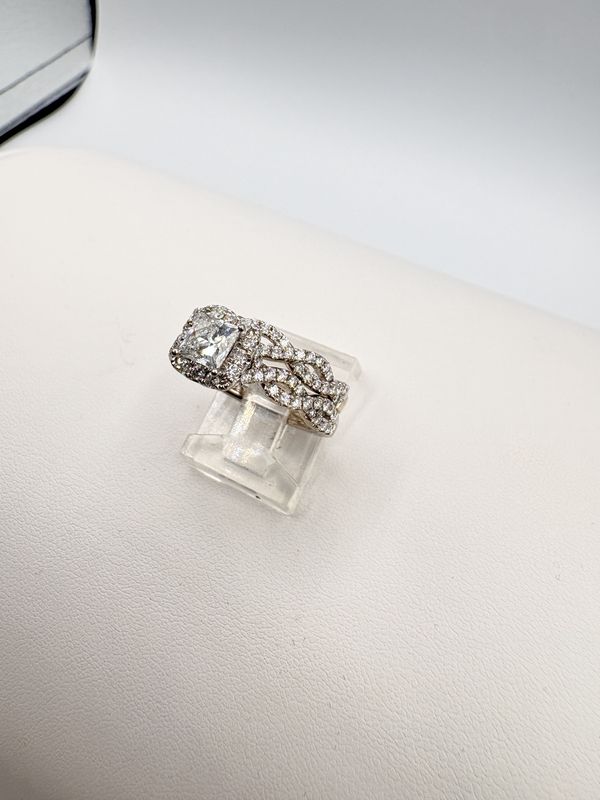 14KW APPROX 1CTW WEDDING SET RING SIZE 7