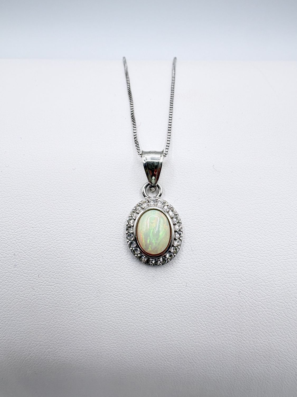 STERLING  OPAL &amp; CRYSTAL PENDANT WITH CHAIN 18"