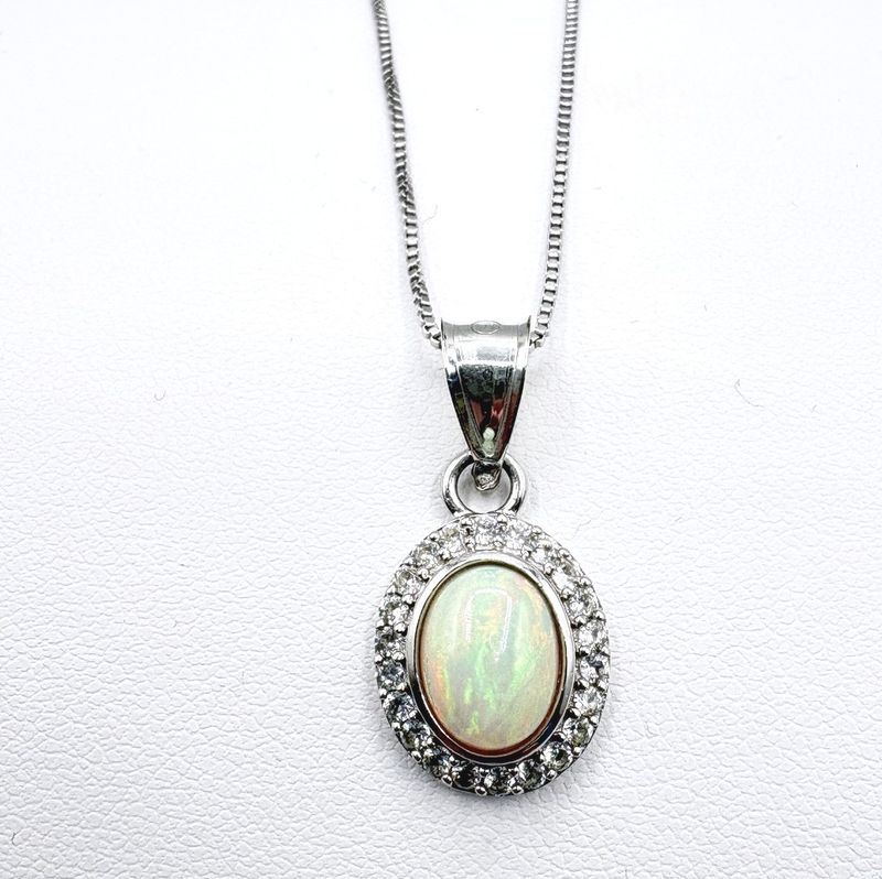 STERLING  OPAL &amp; CRYSTAL PENDANT WITH CHAIN 18"
