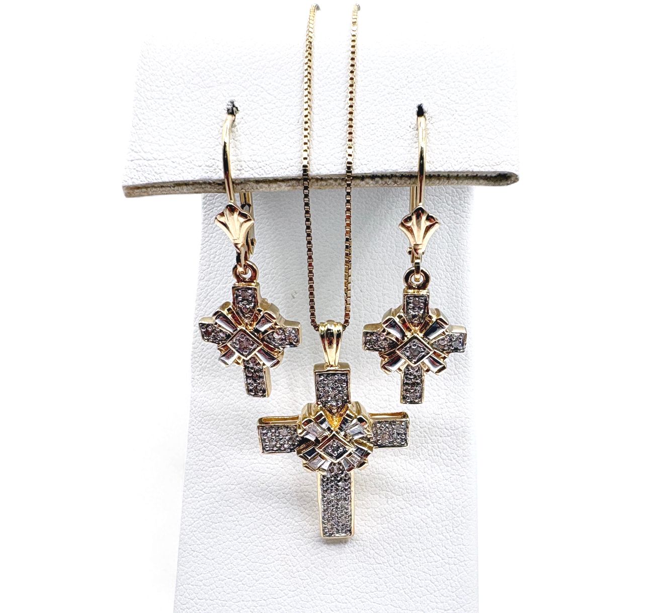 14KY APPROX 1CTW DIAMOND CROSS EARRING &amp; PENDANT SET WITH 19" CHAIN