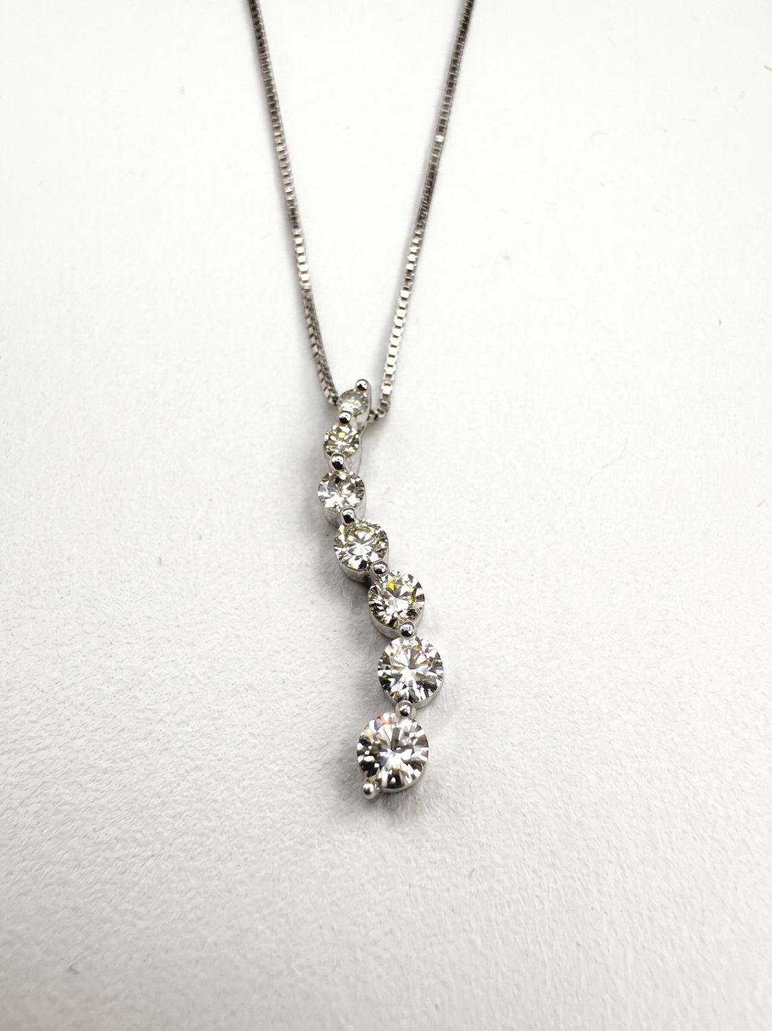14KW APPROX .50CTW DIAMOND JOURNEY PENDANT WITH CHAIN 20"