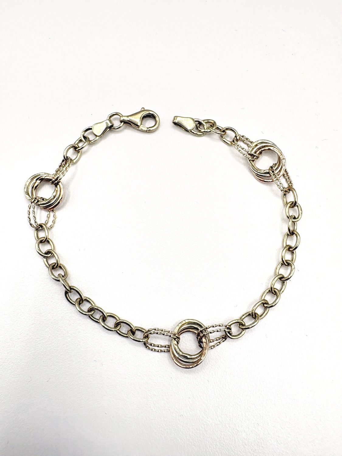 10KY CIRCLE LINK WITH TRI COLORED ACCENT BRACELET 8"