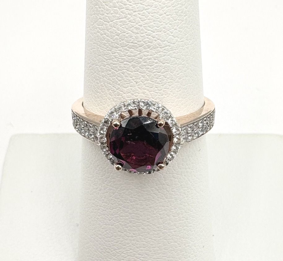 10K ROSE GOLD  RHODOLITE GARNET WITH DIAMOND HALO RING SIZE 7