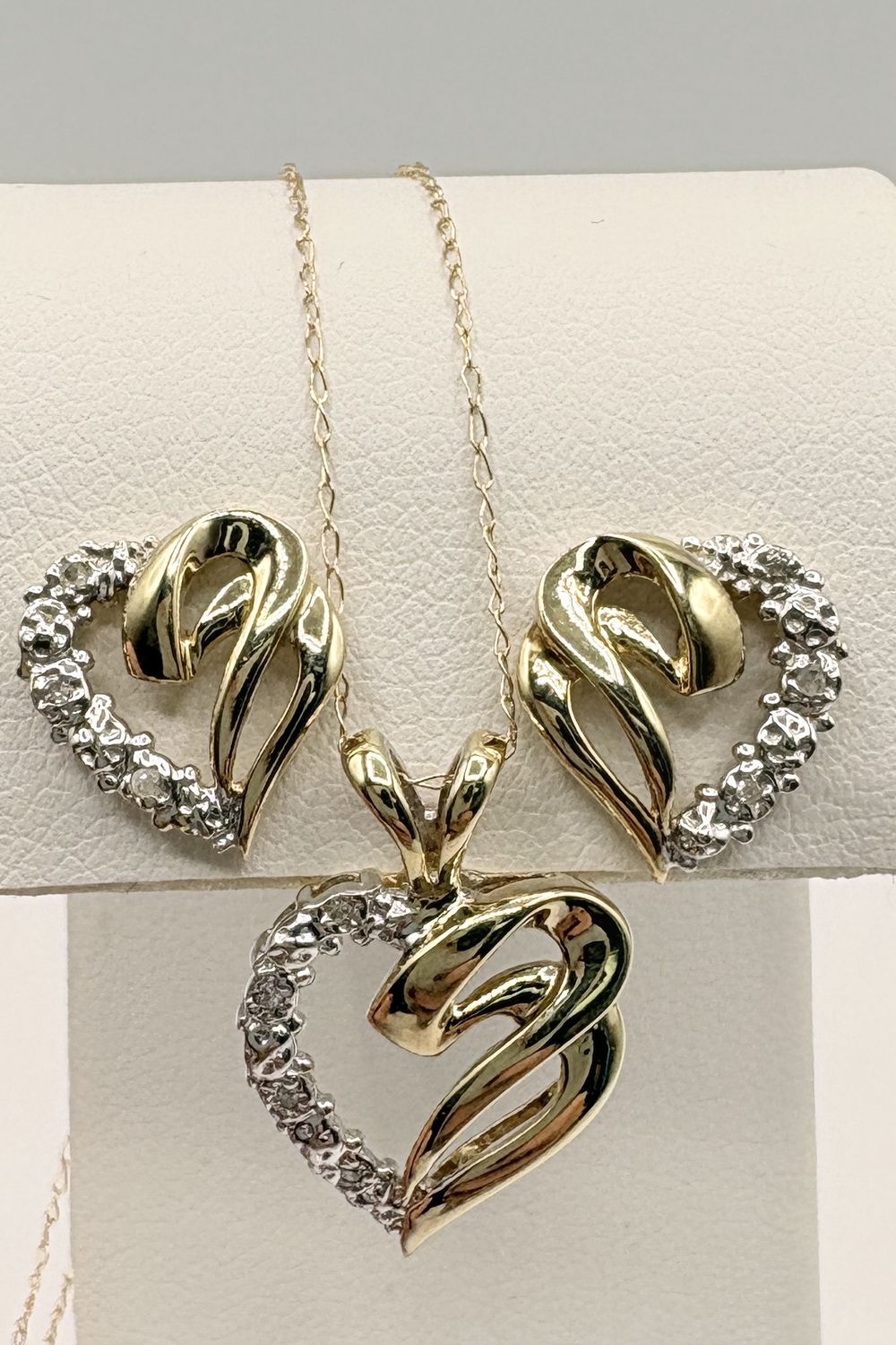 10KY HEART EARRING &amp; PENDANT DIAMOND  SET