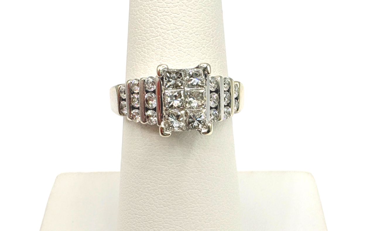 14KW APPROX 1CTW DIAMOND RING SIZE 5.5