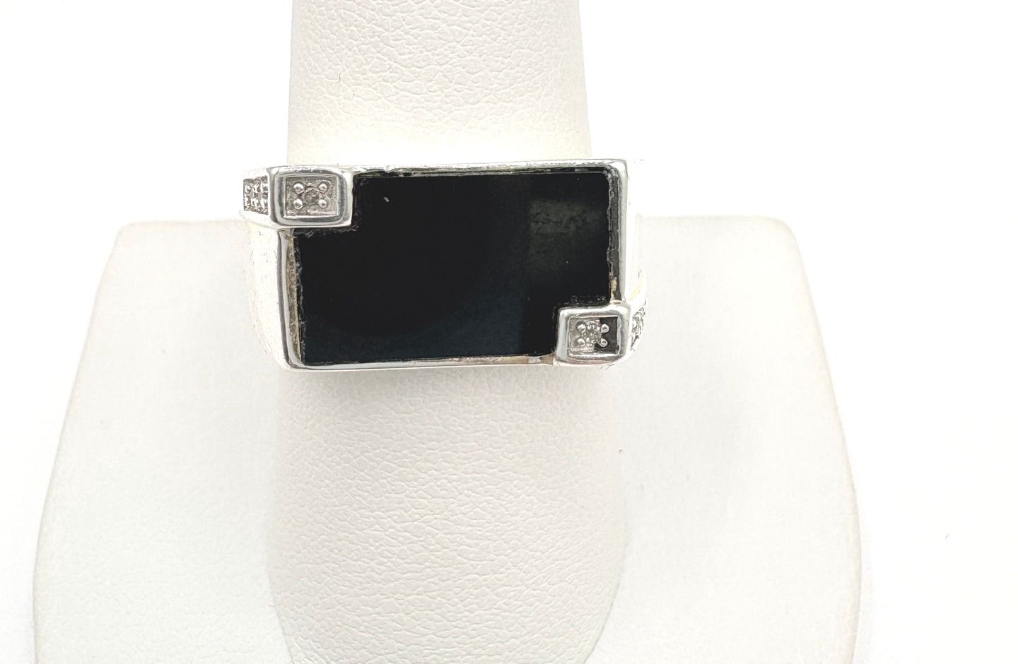 STERLING MEN'S ONYX WITH DIAMOND ACCENT RING SIZE 9