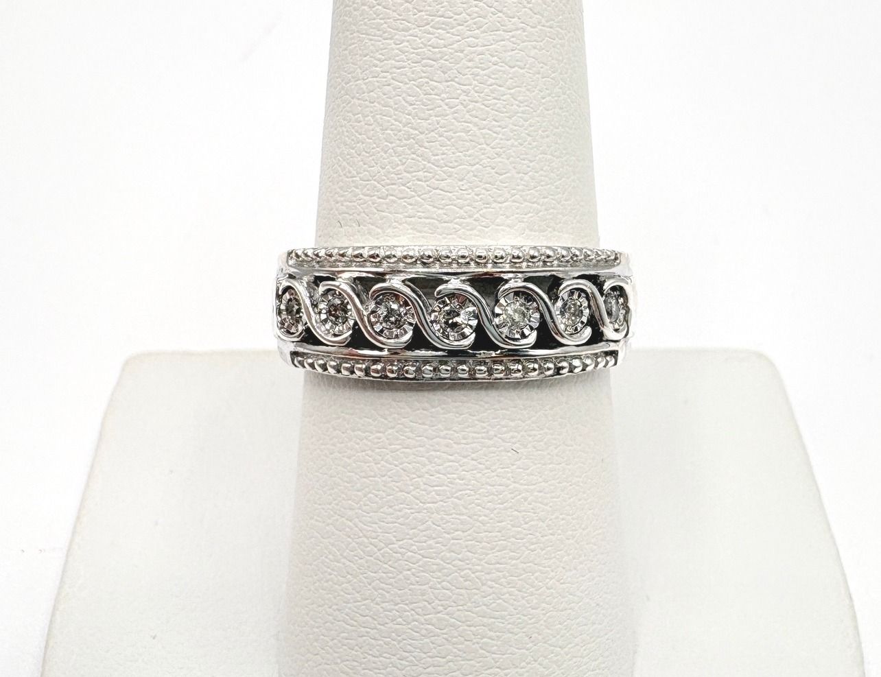 STERLING LAB GROWN DIAMOND RING SIZE 8.5