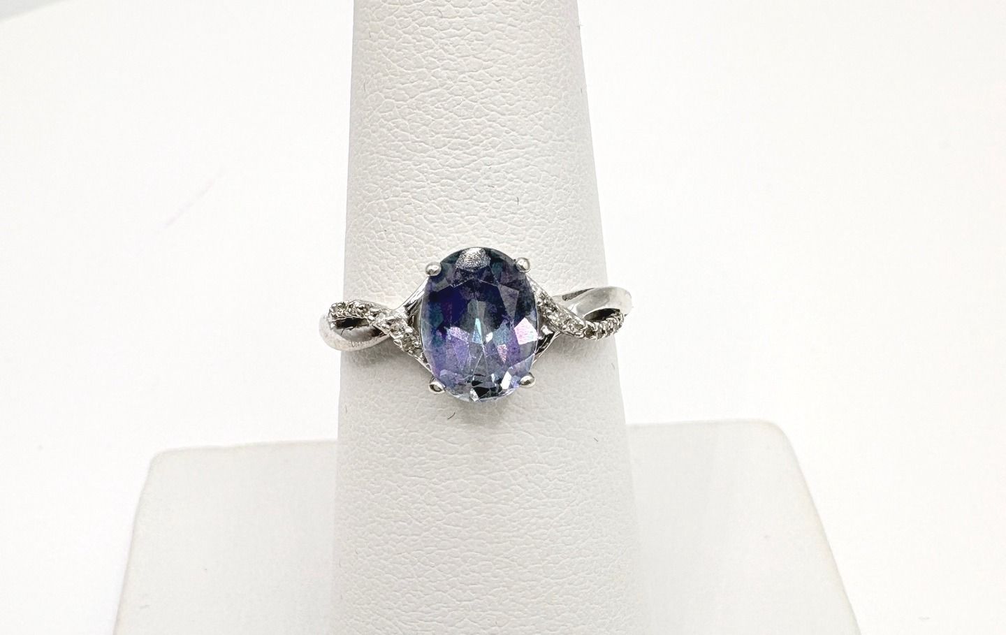 10KY MYSTIC BLUE TOPAZ &amp; MOISSANITE RING SIZE 7