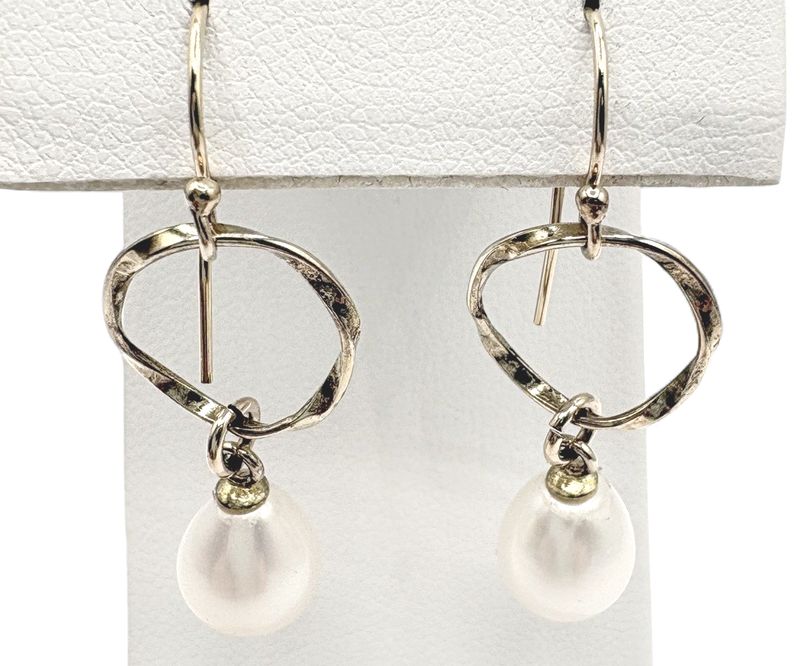 STERLING GOLD PLATED  PEARL DANGLE EARRING