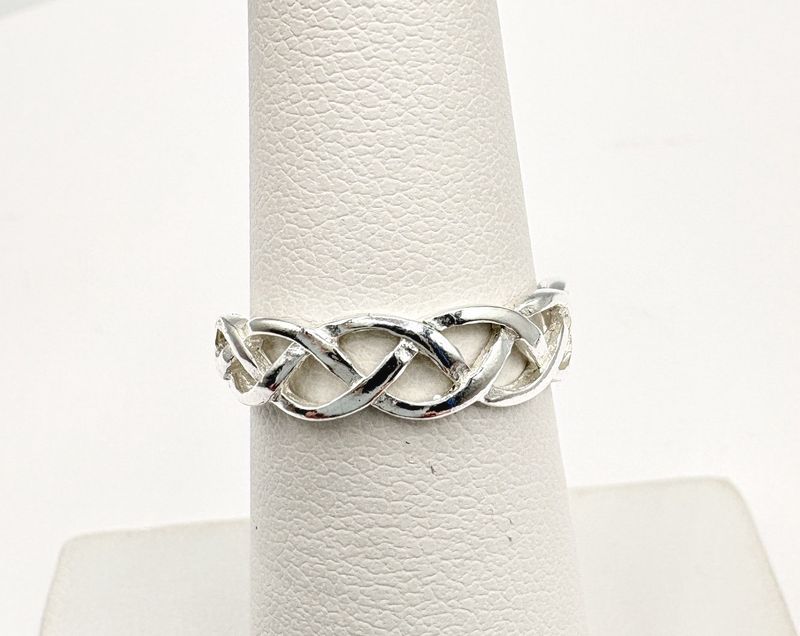 STERLING BRAIDED TOE RING