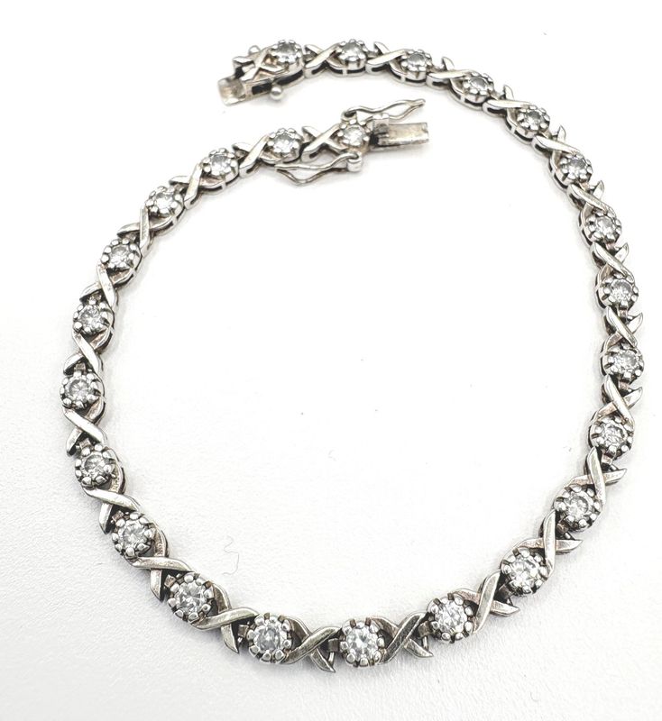 STERLING X&amp;O TENNIS BRACELET 8"