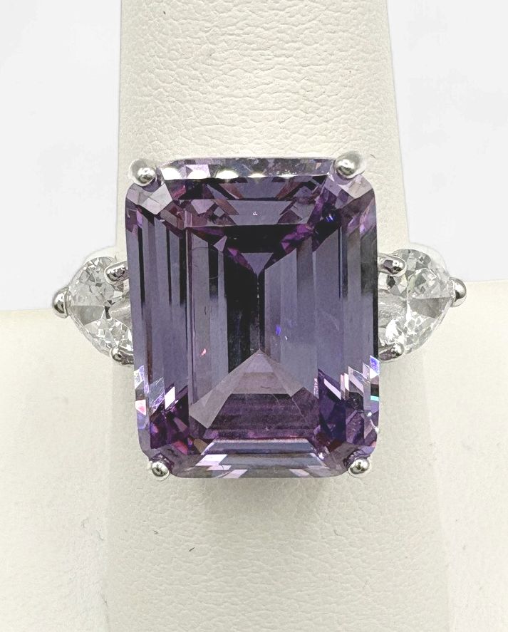 STERLING  PURPLE CZ  RING SIZE 8