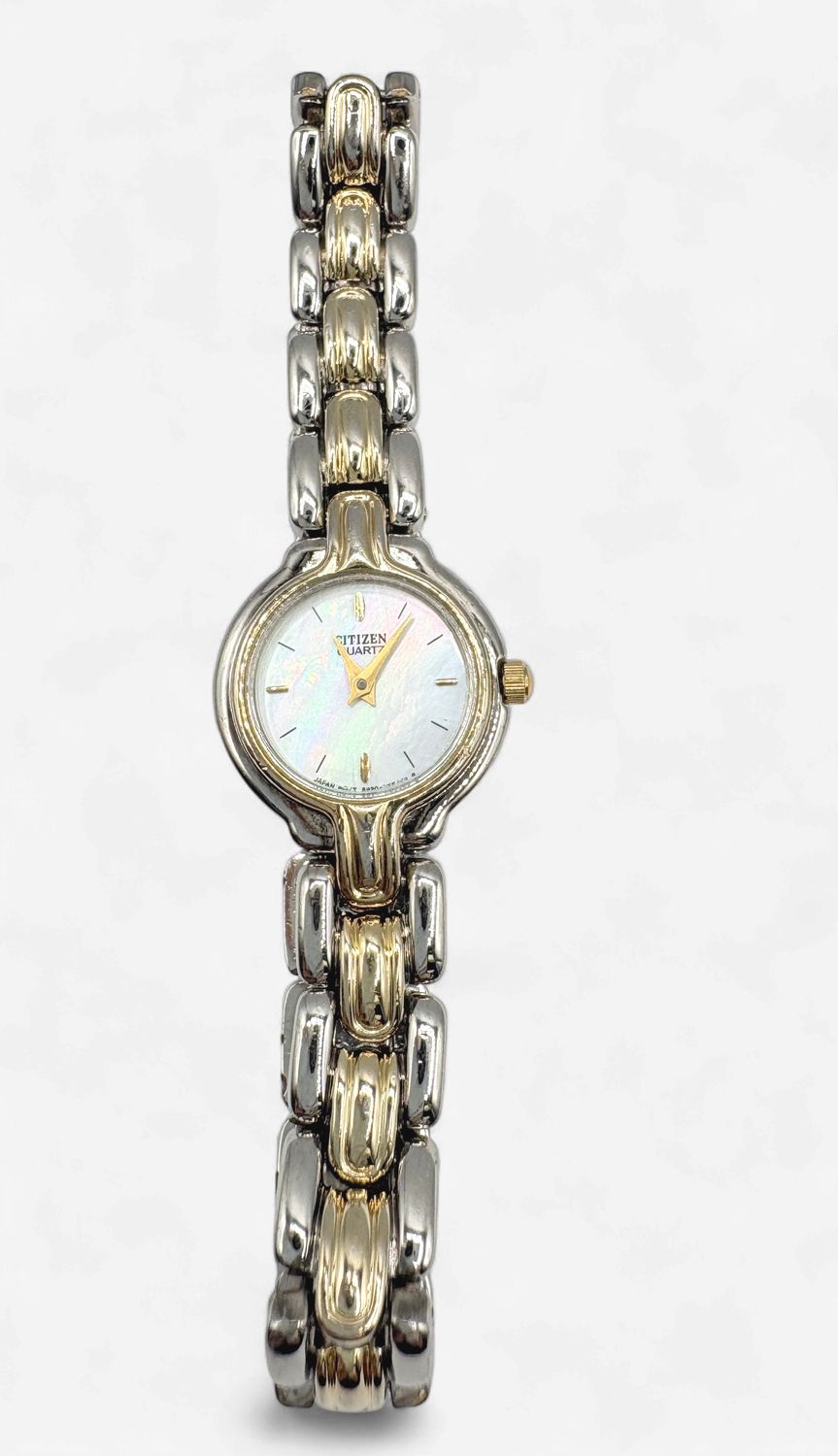 LADIES CITIZEN MOTHER OF PEARL TWO TONE WATCH