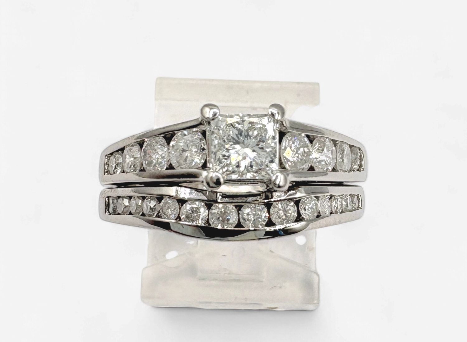 14KW APPROX .50CTW PRINCESS CENTER DIAMOND WEDDING SET RING SIZE 6.25