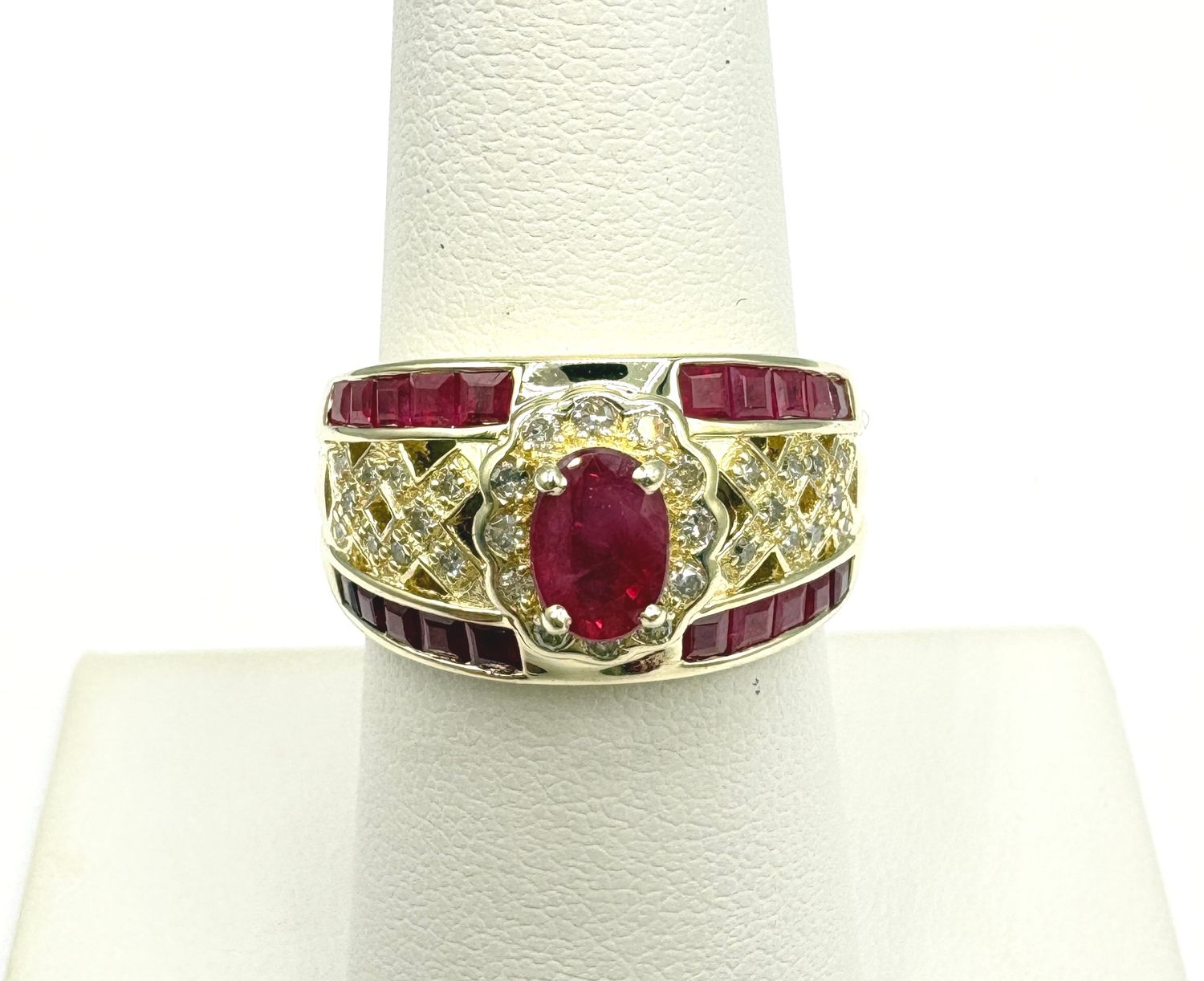 10KY DIAMOND &amp; RUBY WIDE BAND RING SIZE 7