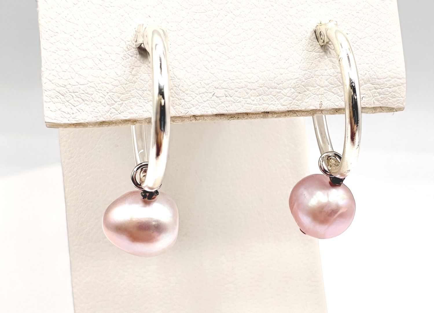 STERLING 1/2" HOOP EARRINGS WITH FRESH PEARL