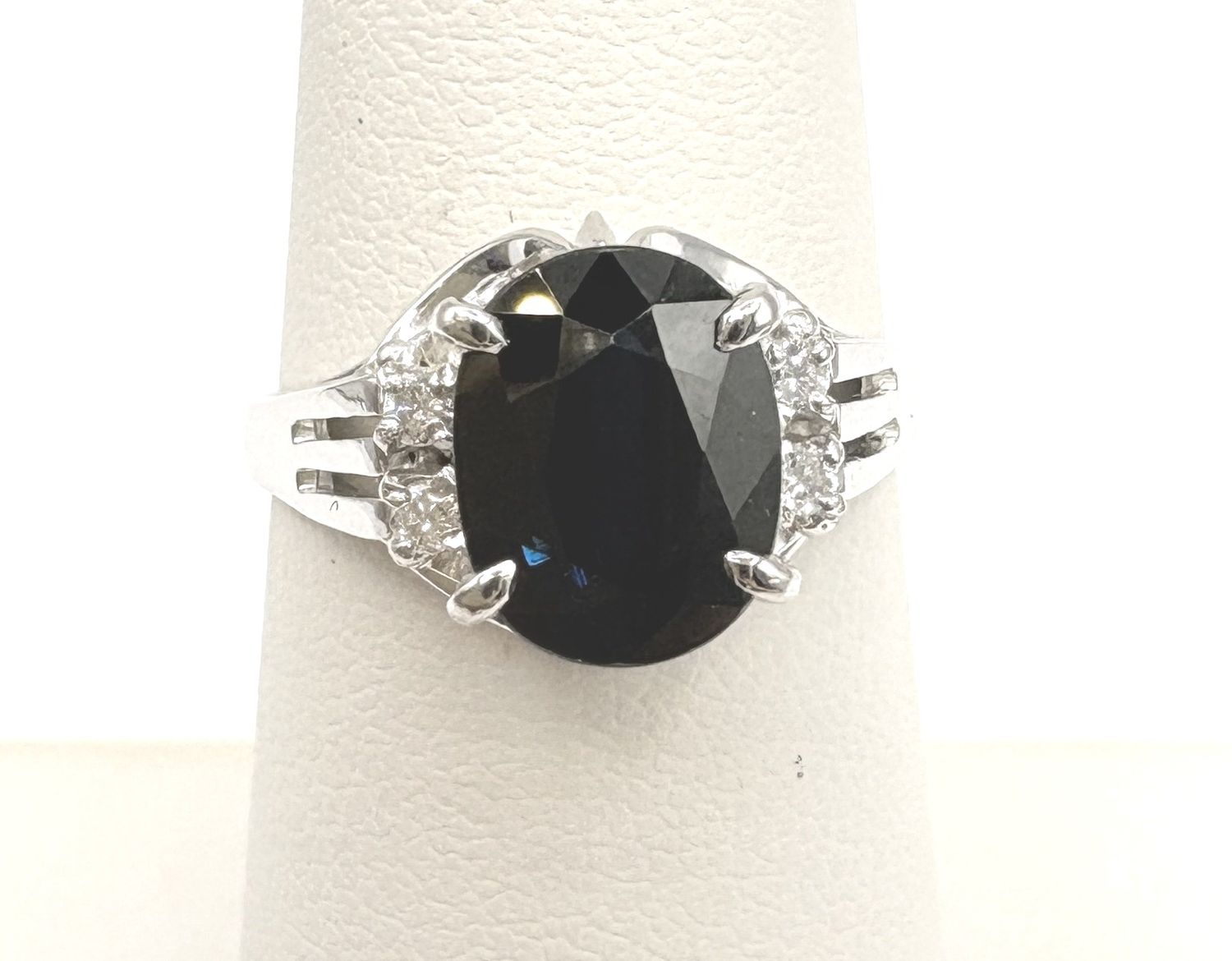 PLATINUM OVAL CUT SAPPHIRE WITH DIAMOND ACCENTS SIZE 6.5