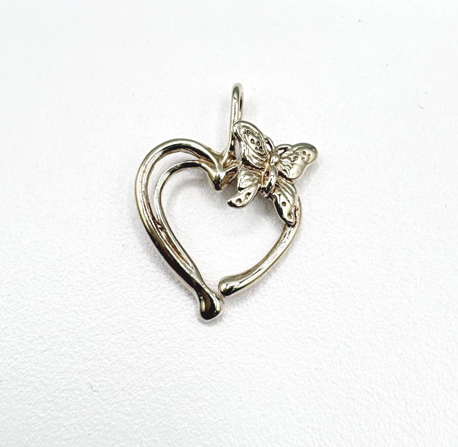14KY HEART BUTTERFLY PENDANT WITH CHAIN 20"