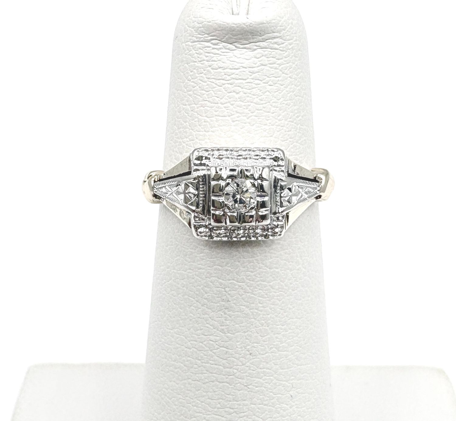 14K VINTAGE TWO TONE LAB GROWN DIAMOND RING SIZE 3.5