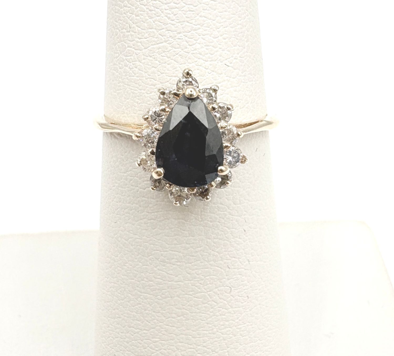 14KY SAPPHIRE WITH DIAMOND HALO RING SIZE 5.25