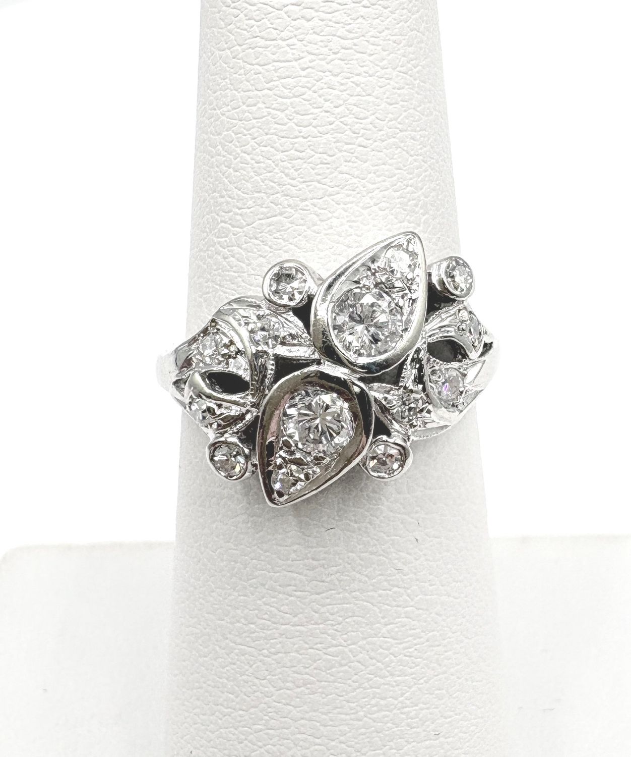 14KW ART DECO BEZEL DIAMOND RING SIZE 5.5