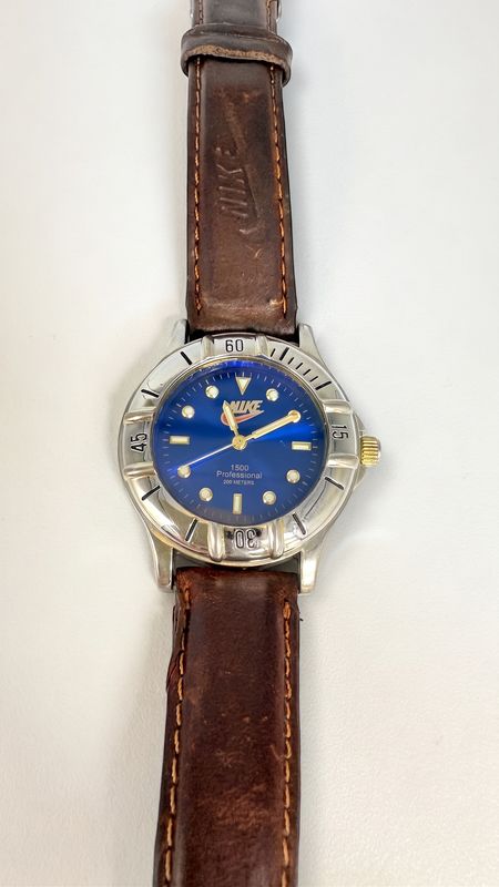 MEN'S NIKE BLUE FACE WATCH WITH LEATHER BAND