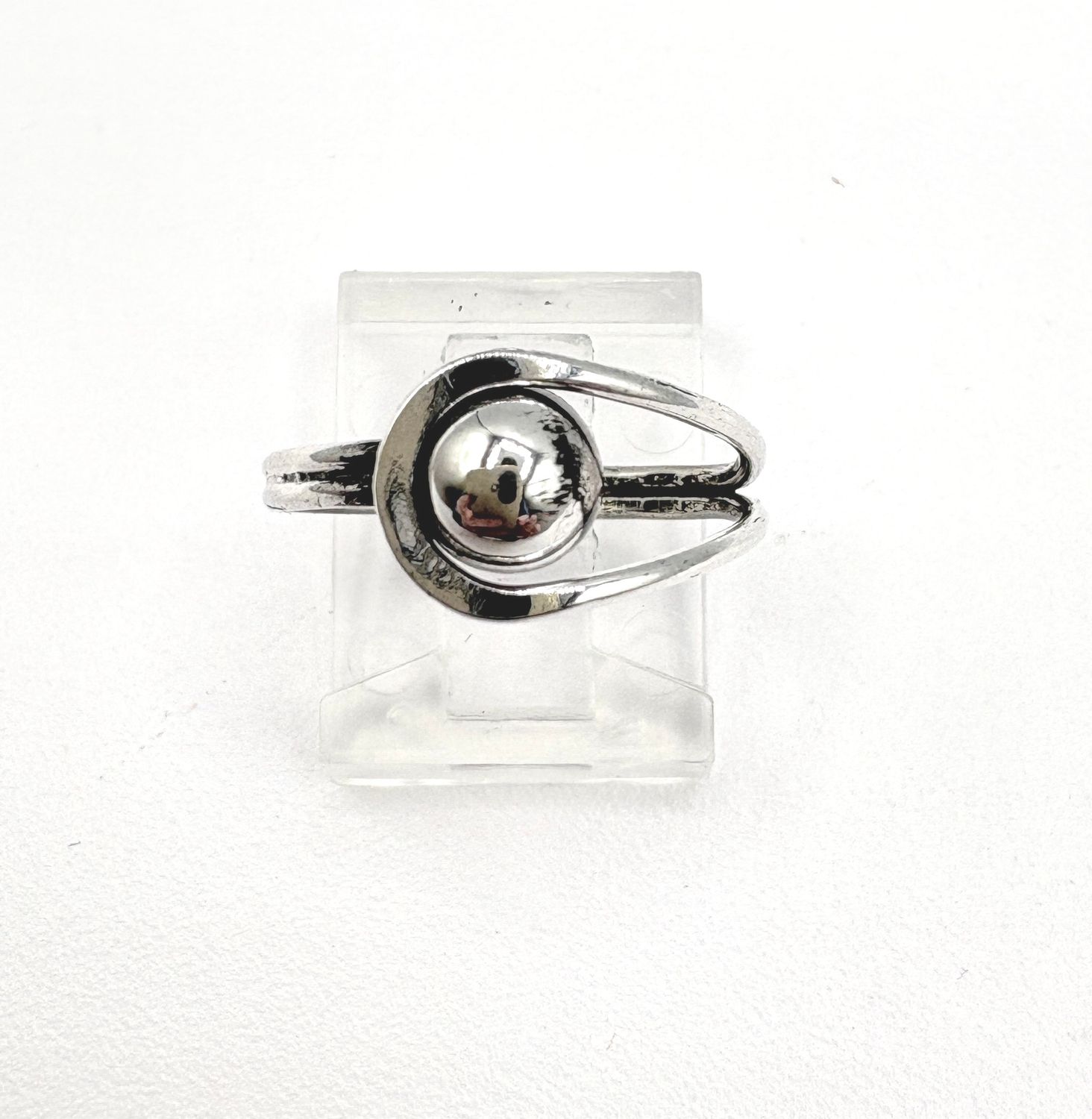 STERLING BALL RING SIZE 6