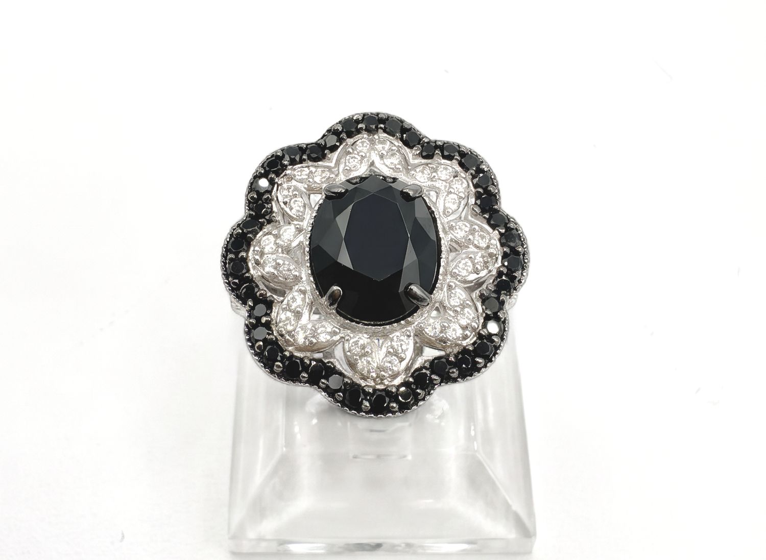 STERLING ONYX &amp; DIAMOND FLORAL RING SIZE 7