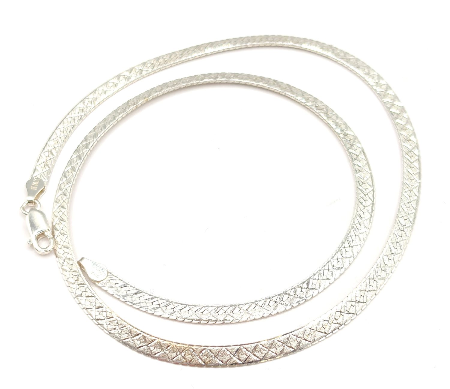 STERLING ETCHED 4.2MM HERRINGBONE CHAIN 18"
