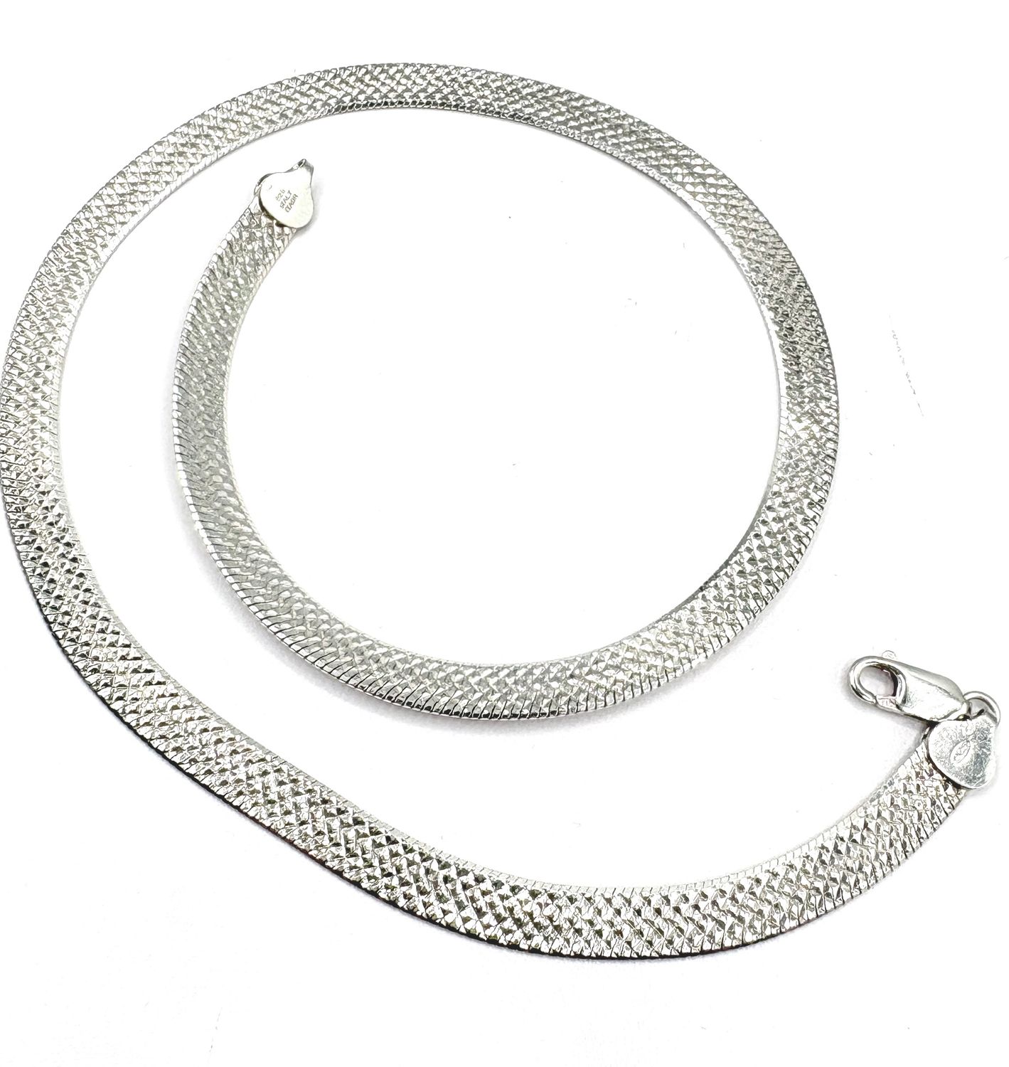 STERLING 7MM REVERSIBLE  HERRINGBONE CHAIN 18"