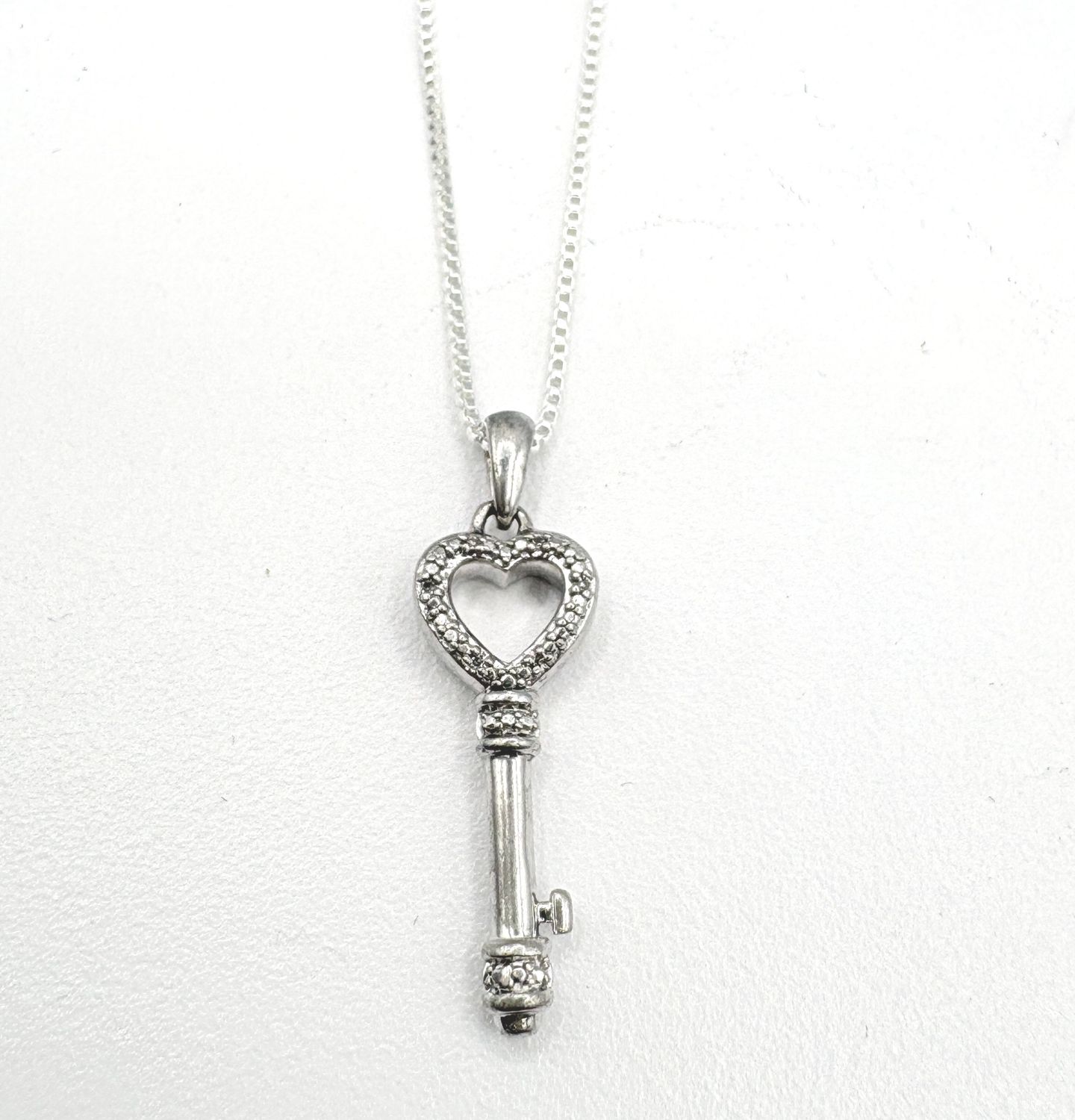 STERLING DIAMOND HEART KEY PENDANT AND  CHAIN 18"