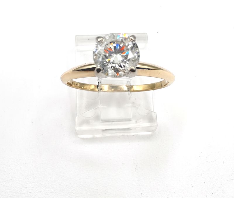 14KY APPROX .80CTW TIFFANY SETTING ENGAGEMENT RING SIZE 7