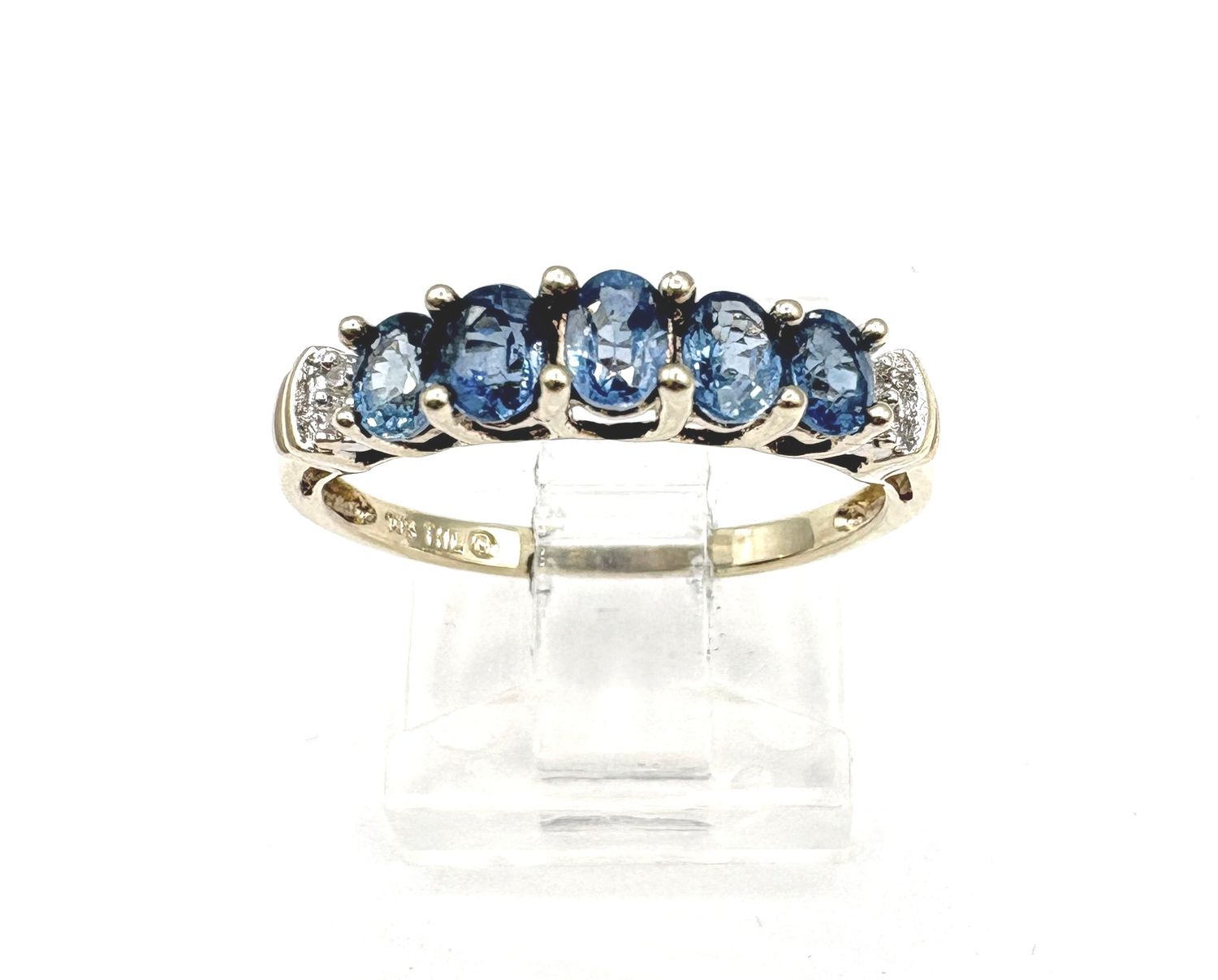 14KY SAPPHIRE OVAL TWISTED BAND WITH DIAMOND ACCENT RING SIZE 7