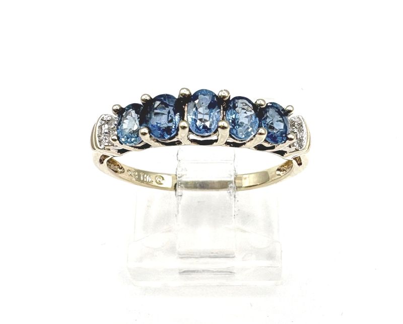 14KY SAPPHIRE OVAL TWISTED BAND WITH DIAMOND ACCENT RING SIZE 7
