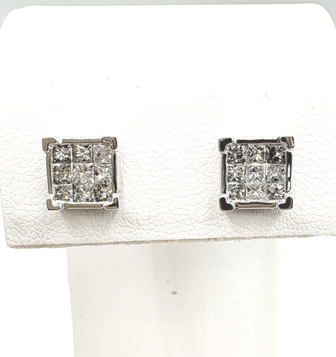 14KW APPROX 1CTW PRINCESS CUT STUD EARRING