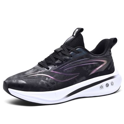 Baskets de sport homme tendance en cuir, grandes tailles (US 13-14, EU 47-48), logo de marque personnalisé 2024. Chaussures décontractées pour la marche et la course.