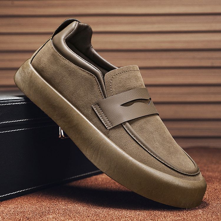 Chaussures homme noires kaki, grandes tailles (39-46), respirantes, style tendance et décontractées.