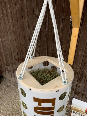 Original HORSEFEED BOX FunGame
