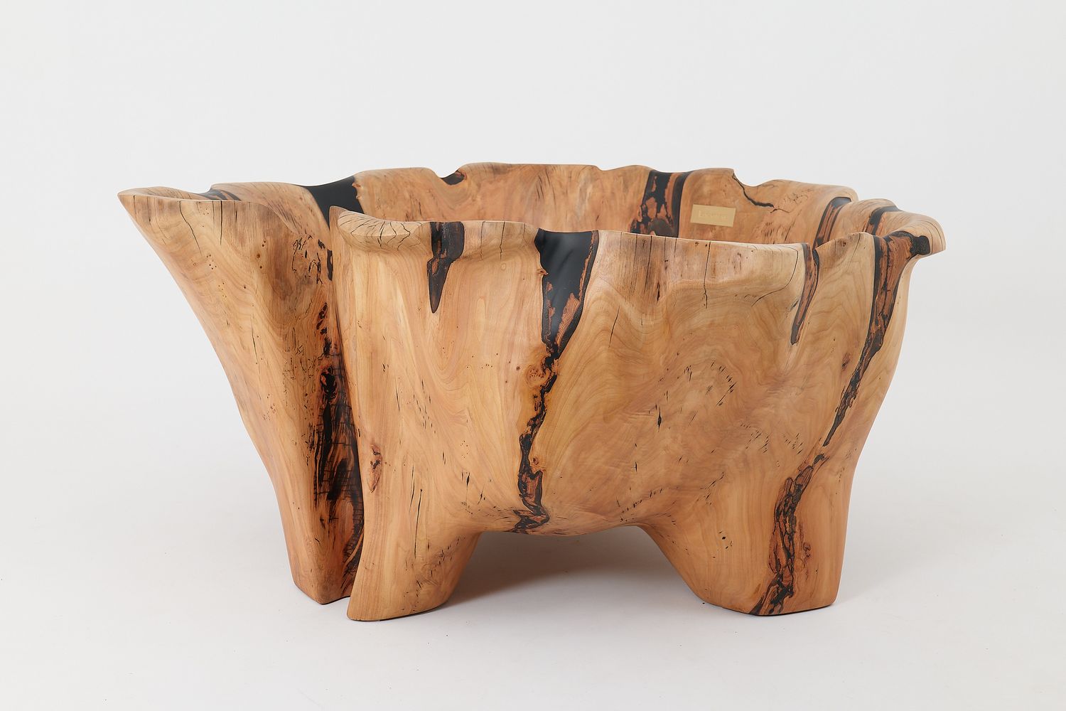 Live Edge Bathtub Carved from Single Piece of Wood, Logniture Live Edge Bathtub Carved from Single Piece of Wood, Logniture