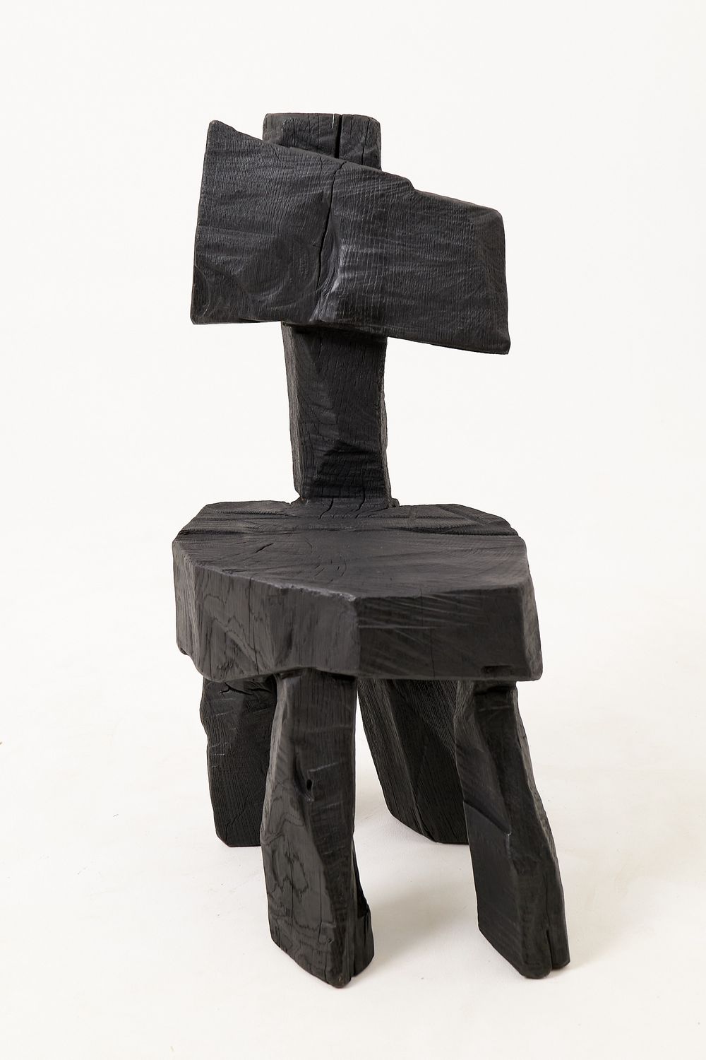 Brutalist Sculptural Chair, Carved, Solid Wood, Oak, Black, Rustic, Logniture Brutalist Sculptural Chair, Carved, Solid Wood, Oak, Black, Rustic, Logniture
