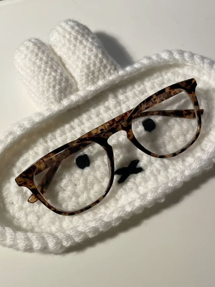 Miffy Eyeglass Crochet Cover